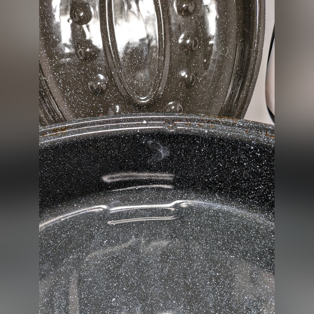 Vintage Black Enamel Speckled Oval Roasting Pan W/Handles & Lid 14 x 10 - Picture 6 of 9